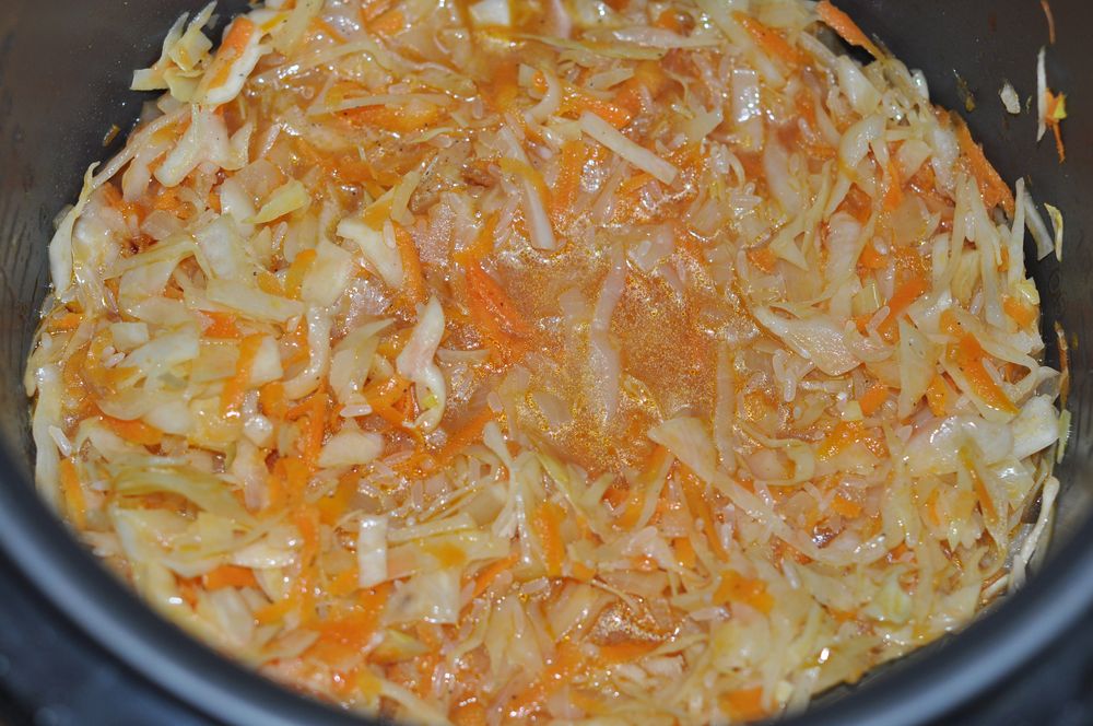 Рис с луком и морковью в мультиварке. Капуста с рисом в мультиварке редмонд.