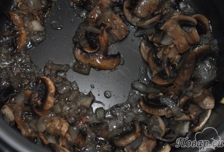 Гречневая каша по-монастырски в мультиварке: жареные грибы