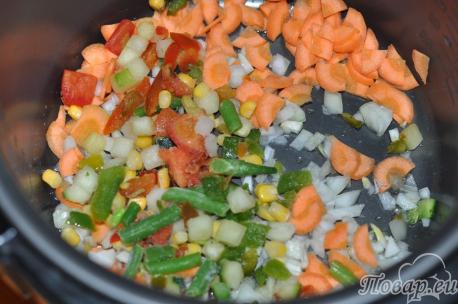 Курица с рисом и овощами в мультиварке: овощи