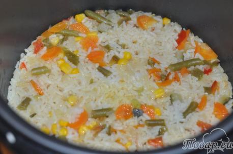 Курица с рисом и овощами в мультиварке: готовое блюдо
