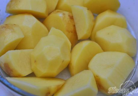 Молодая картошка в сметане: картофель в форме