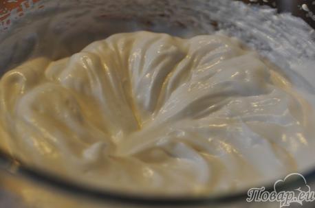 Белковый крем для приготовления торта Птичье молоко
