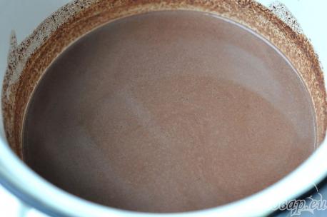 Рецепт домашнего горячего шоколада: шаг 1