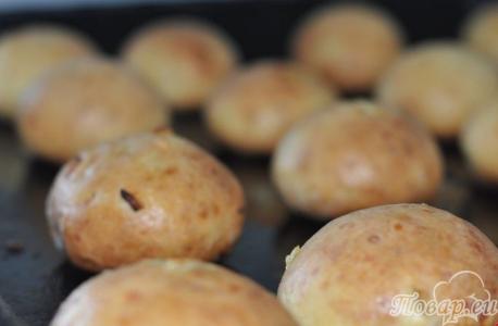 Рецепт луковых булочек: готовые булочки