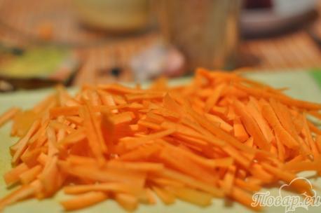 Морковь для рецепта настоящего плова