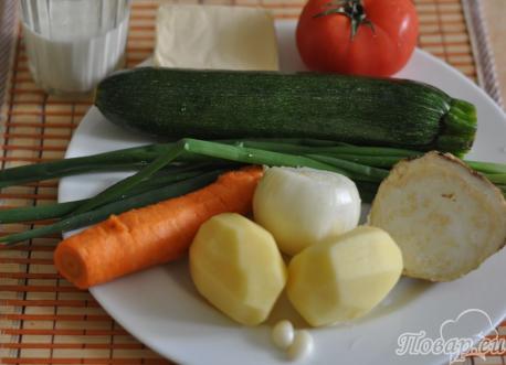 Рецепт овощного супа-пюре с сыром: продукты
