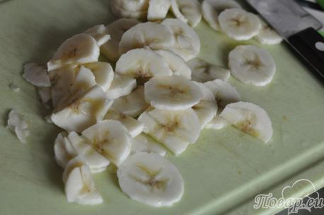 Рецепт смузи с бананом: кружочки бананов