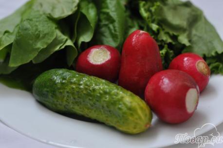 Салат с редиской и огурцом: продукты