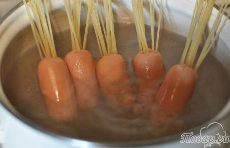 Спагетти в сосисках: варка